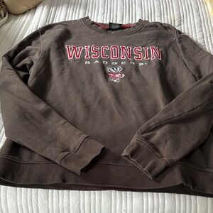 Colosseum Wisconsin Badgers Crewneck Sweater - Brown